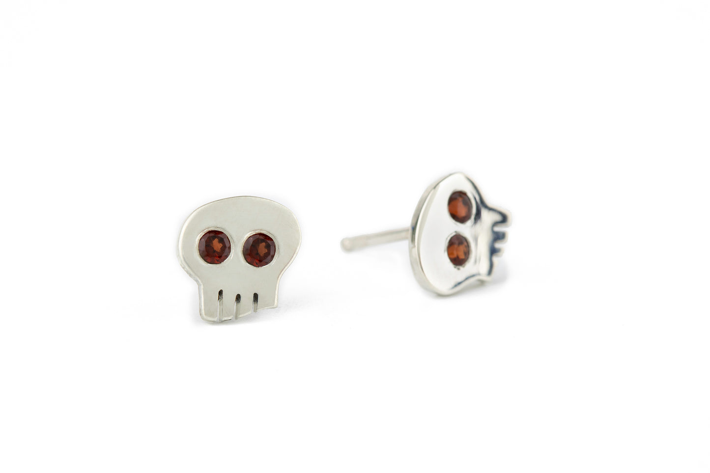 Skully IV Studs